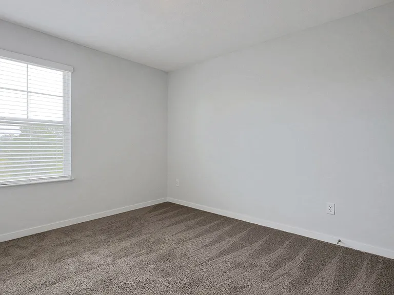 858 Sunny Vale Dr — Photo 12