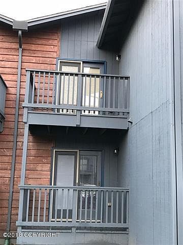 1st image of 1018 Dogwood St