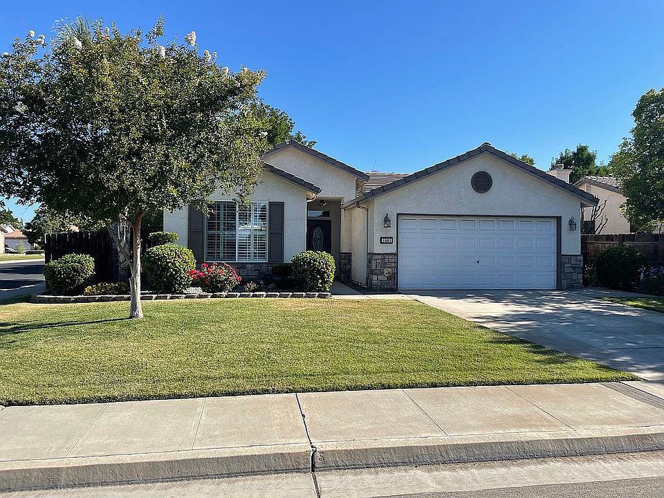 1st image of 1082 W Pebble Dr