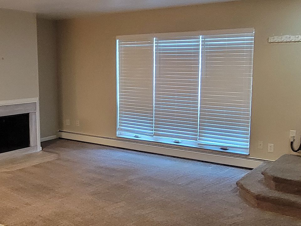 Front/ Family room