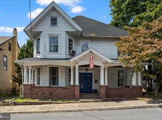 132 N East St, Williamstown, PA 17098