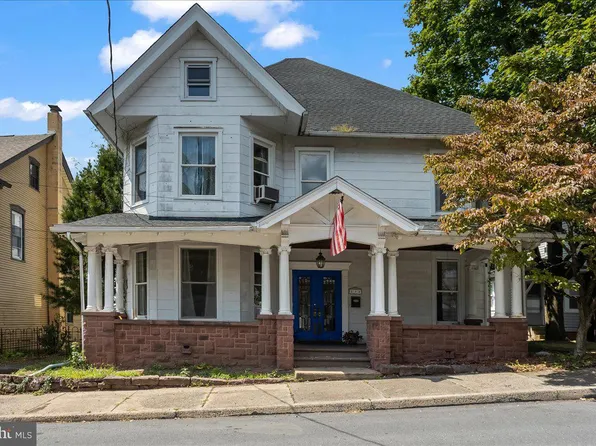 132 N East St, Williamstown, PA 17098