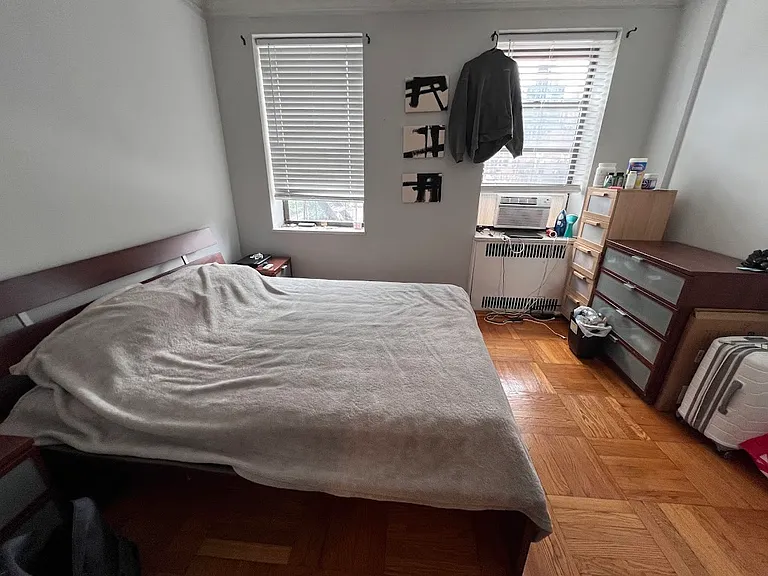 303 E 37th St #5E — Photo 21