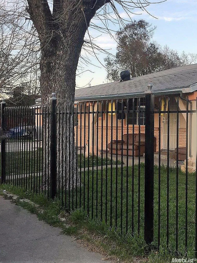 2700 Grove Ave photo 1