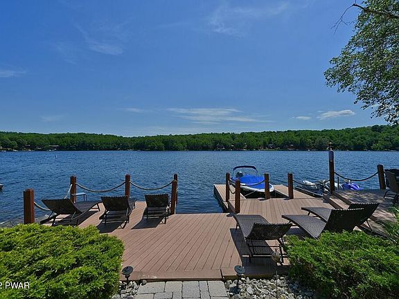 4th image of 1322 Lakeview Dr W
