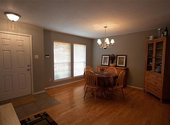 3rd image of 4333 Latigo Cir