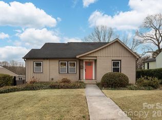 1125 Bethel Rd, Charlotte, NC 28208