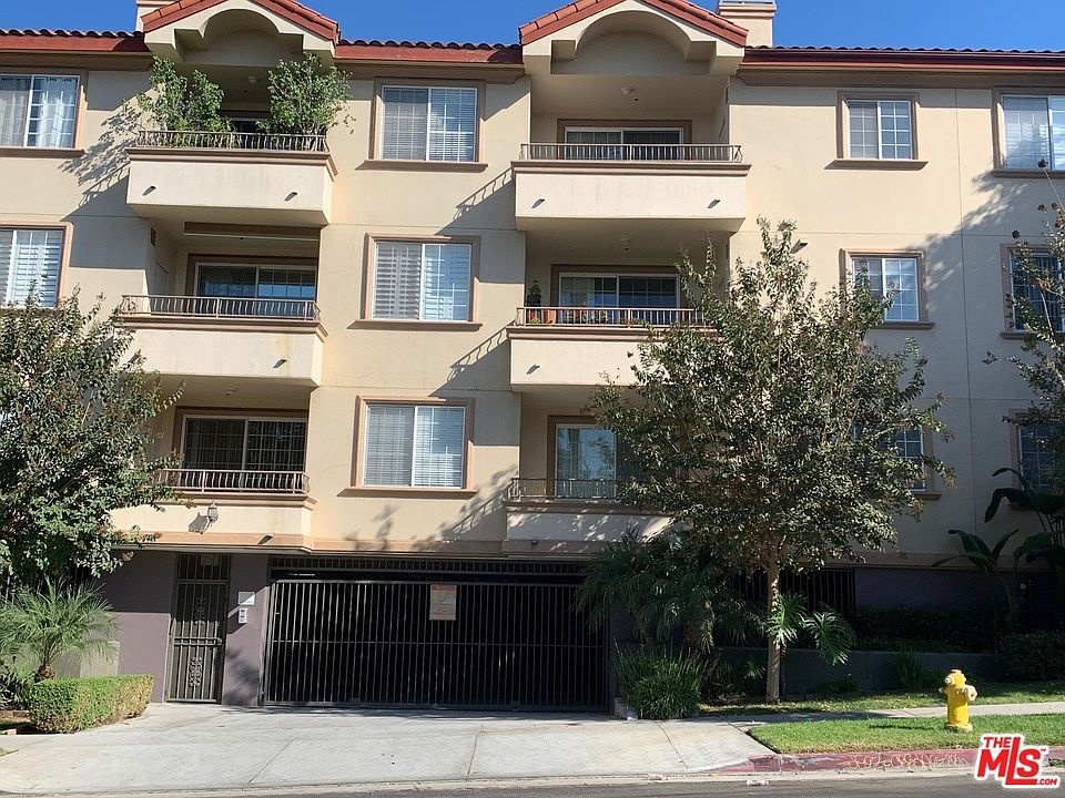 1st image of 962 S Gramercy Dr Unit 106