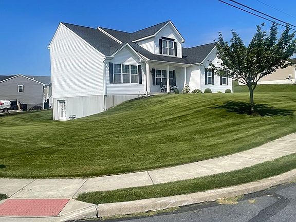 2nd image of 35 Adams Rd