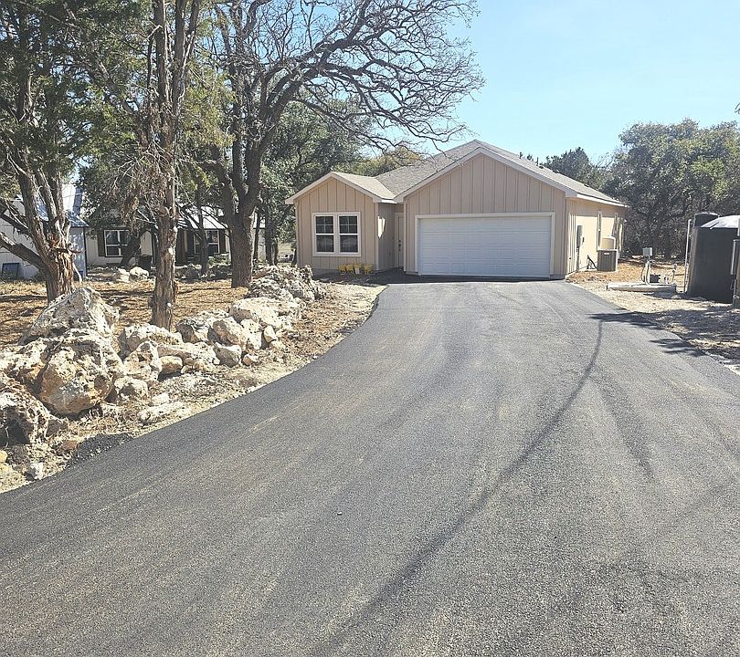 1st image of 628 Winding River