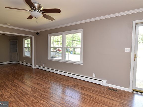 2nd image of 47973 Janet Ln