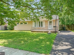 19 Hemsing Dr, Lumberton, NJ 08048