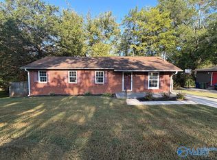 3205 Delia Ln NW, Huntsville, AL 35810