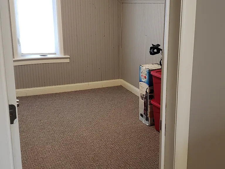 137 4th Ave S #2 — Photo 13