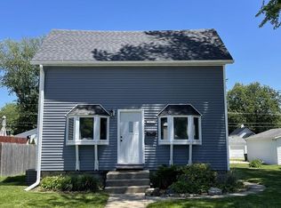 1010 7th Ave, Sterling, IL 61081