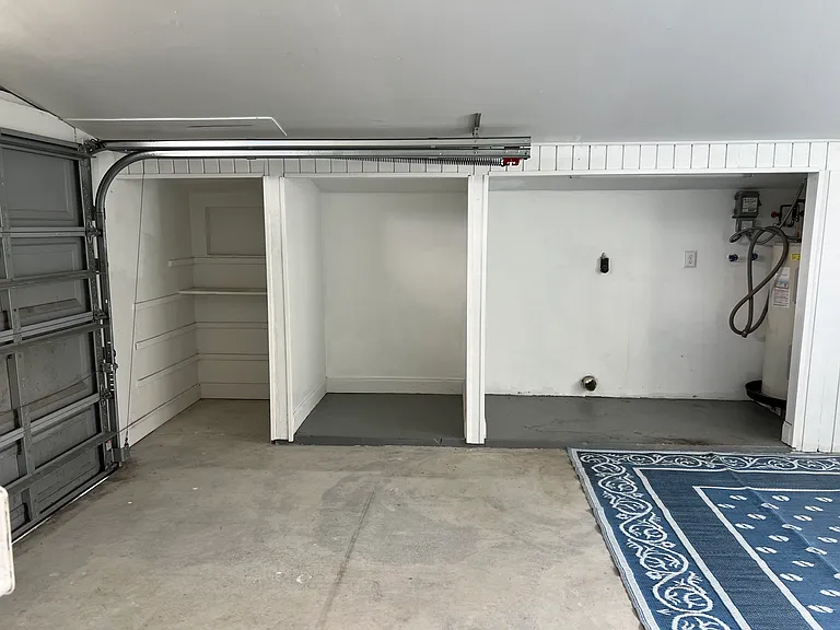 12149 Ridge Rd — Photo 15
