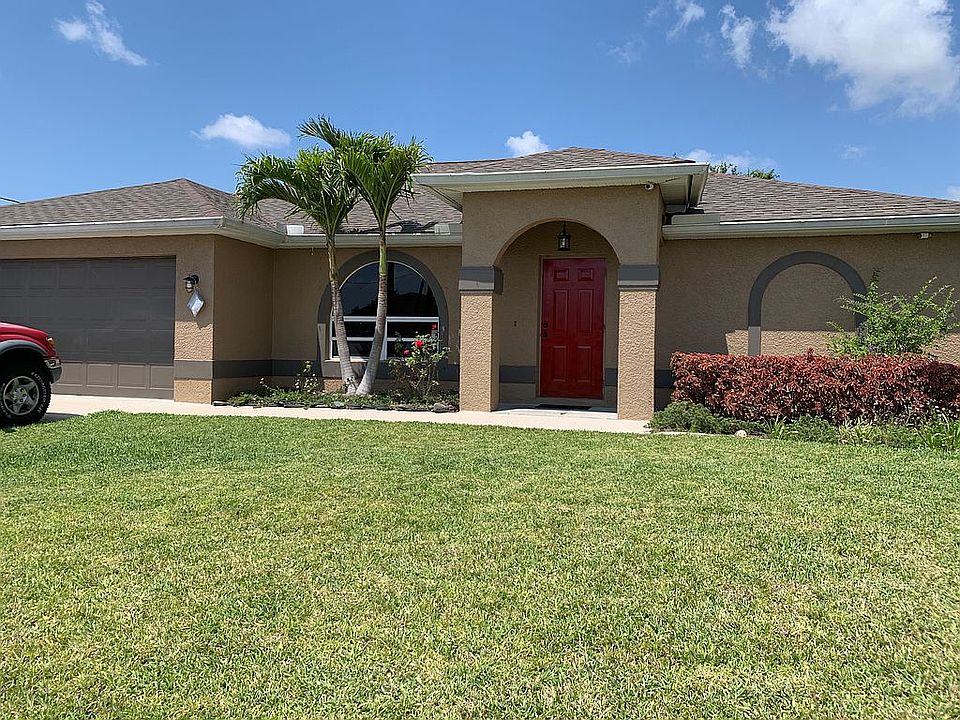 1st image of 321 NW 10th Ter