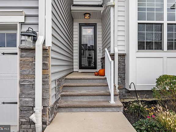 4th image of 3303 Beechwood Ct