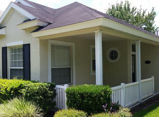 5006 Bridgeway Ln, Lutz, FL 33558