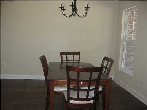 4th image of 119 Trailwood Dr