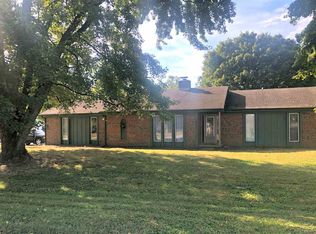 613 Colony Dr, Connersville, IN 47331