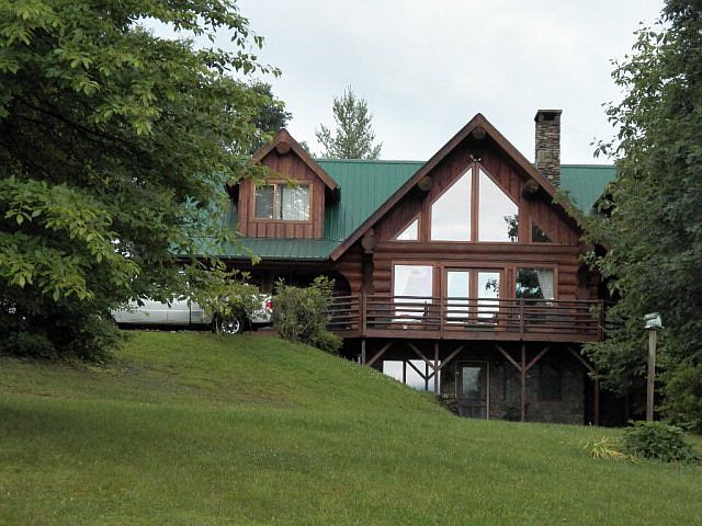 1st image of 860 Twin Bridges Dr