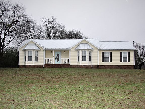 2nd image of 112 Amy Ln