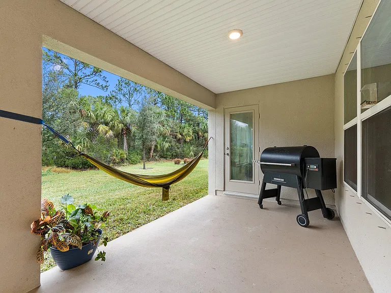8324 Amalfi Cir — Photo 45