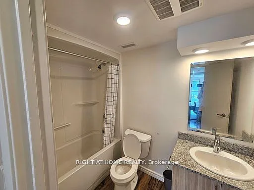 275B Larch St #107 — Photo 16