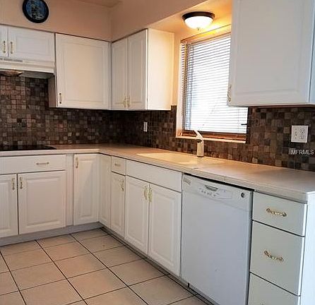 4th image of 7085 S Shore Dr S