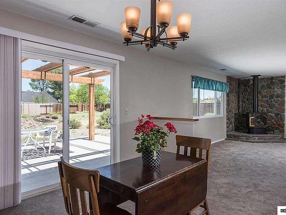 3rd image of 1246 Manhattan Way