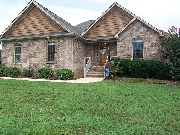 2nd image of 107 Stonecrest Dr