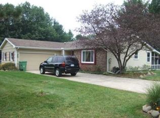 6630 Lansdown Dr, Dimondale, MI 48821