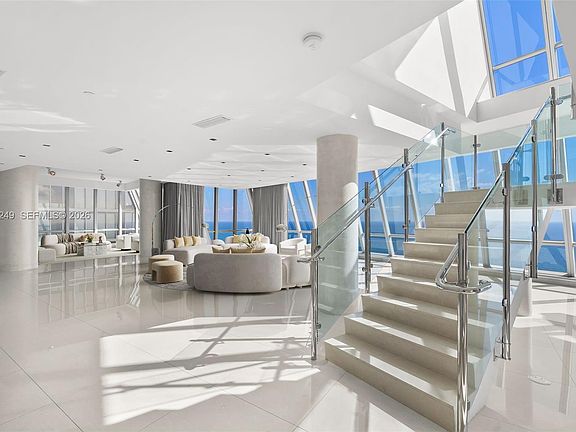 3rd image of 17121 Collins Ave APT 4806