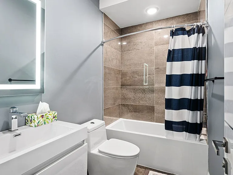 1516 Cambridge St #2 — Photo 18