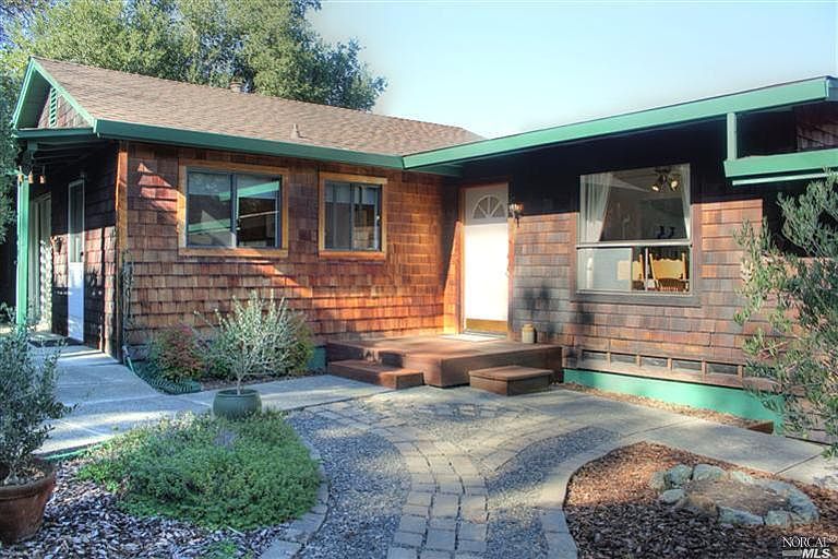 1st image of 1705 Scenic Ln