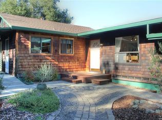 1705 Scenic Ln, Healdsburg, CA 95448