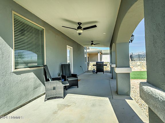 2nd image of 4620 Toluca Ave