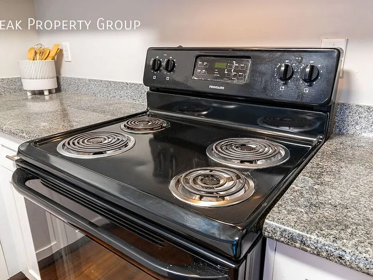 250 Chittenden Ave — Photo 34