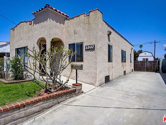 2nd image of 1307 W Q Street