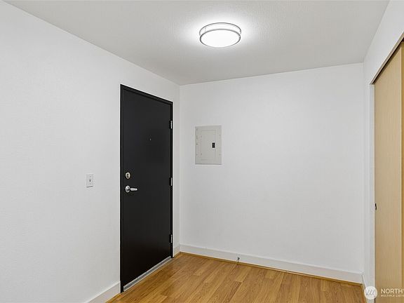 3rd image of 1620 Belmont Ave #125