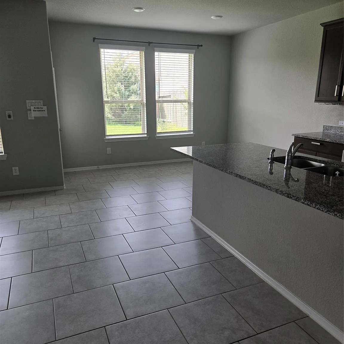 3 bed, 2.0 bath, 1558 sqft, $2,300 — Photo 4