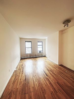 3rd image of 219 E 2nd St APT 3D