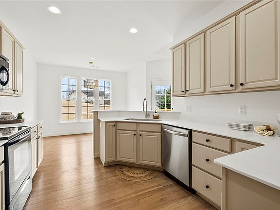 2nd image of 104 Josh Ct