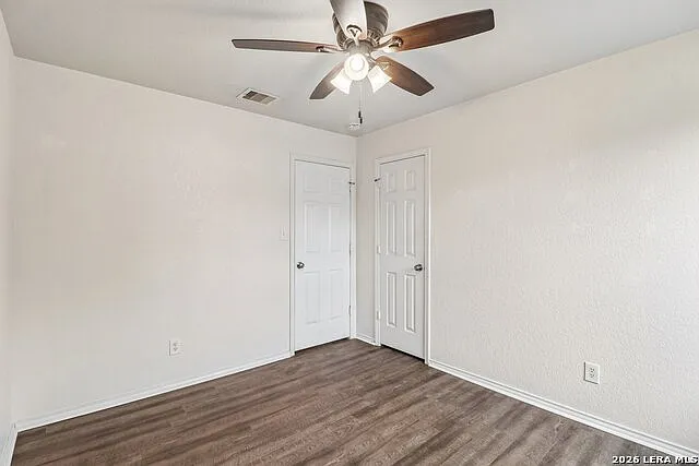 407 Amberdale Oak — Photo 17