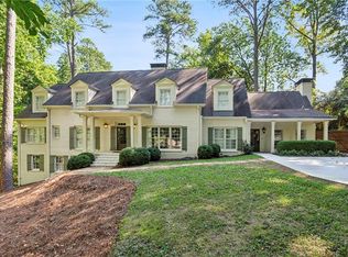 1025 Dawn View Ln NW, Atlanta, GA 30327