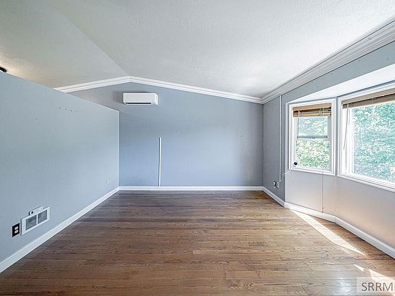 5th image of 2234 W Saddle Ln