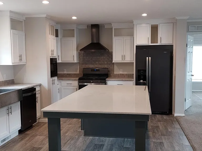 6445 Hamlet Way — Photo 28