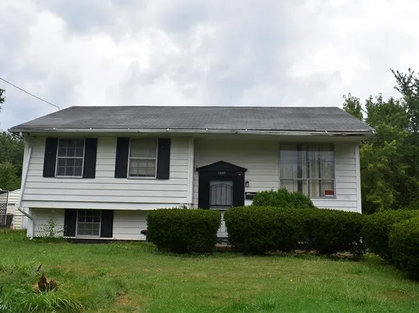 1550 Ferndale Ave SW, Warren, OH 44485