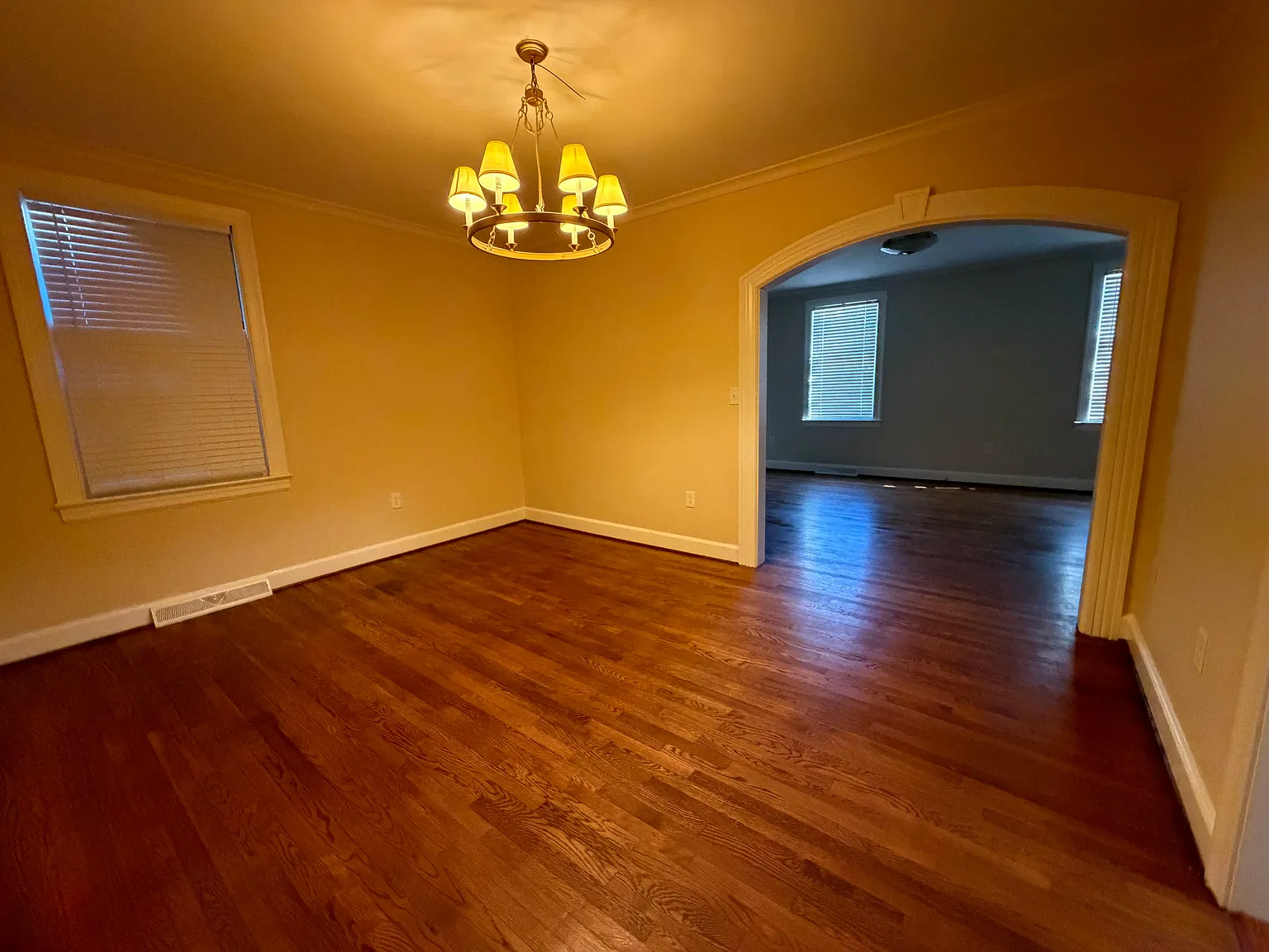 2 bed, $1,025 — Photo 4